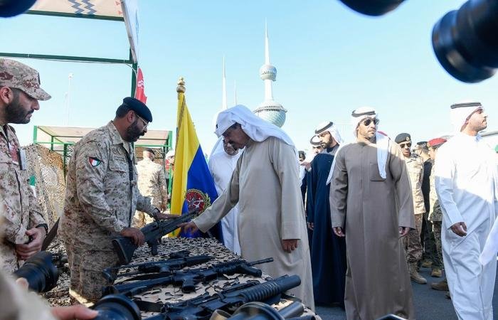 أخبار الكويت | الكويت دشنت الاحتفالات الوطنية بحضور رسمي وجماهيري واسع | عيون الجزيرة الكويت
