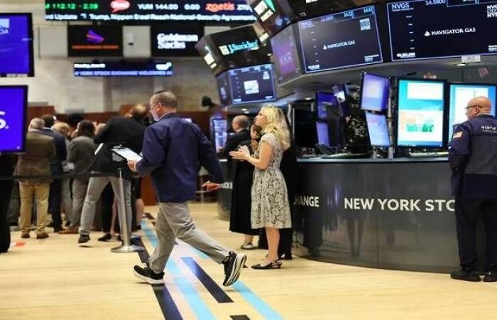 توقعات بارتفاع "ستاندر آند بورز 500" 10% بنهاية 2026