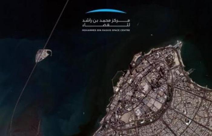 الامارات الان | «محمد بن زايد سات» يرصد الكويت بصورتين | عيون الجزيرة الامارات