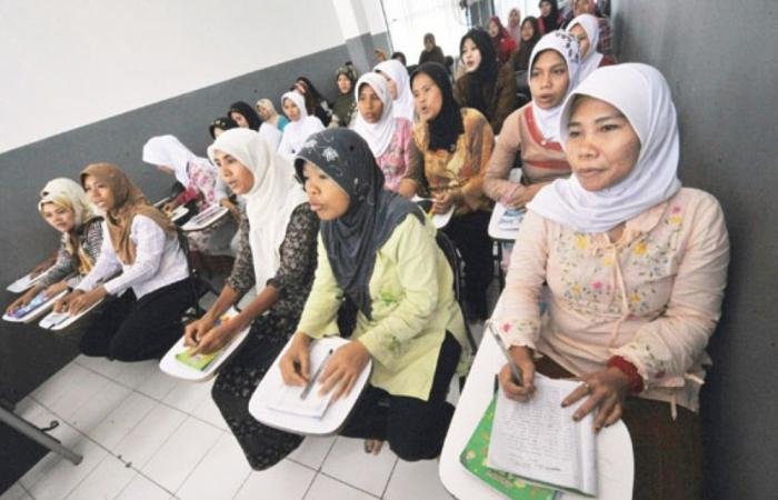 أخبار السعودية | 200 ألف ريال غرامة التوظيف والاستقدام دون ترخيص | عيون الجزيرة السعودية الان