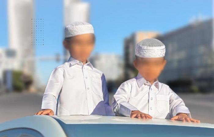 أخبار قطر | الغرامة والحبس.. تعرف على عقوبة الجلوس على أسطح المركبات أو الخروج من نوافذها أثناء السير | عيون الجزيرة قطر