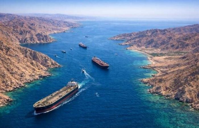 شركات التأمين البحري ترفع أسعار عبور الخليج ومضيق هرمز