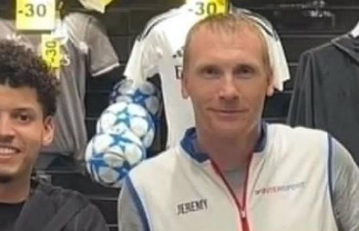 الرياضة الان | مدافع برشلونة يبرر عمله في متجر أحذية | عيون الجزيرة الرياضي