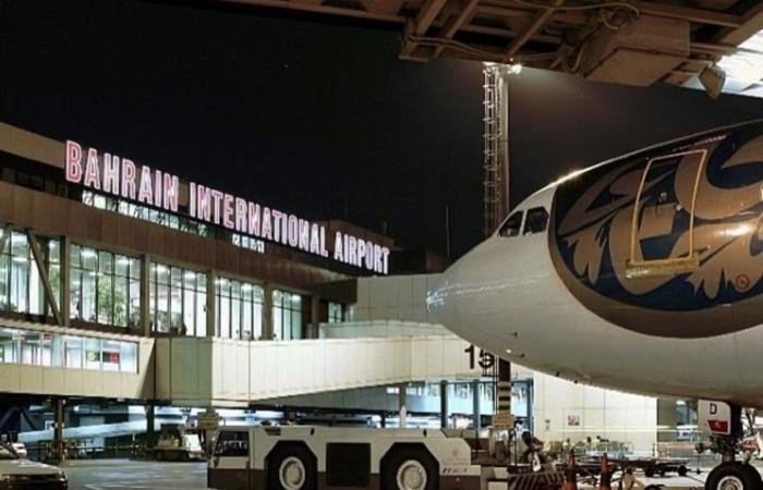 أخبار قطر | مطار البحرين الدولي يتعرض لهجوم بطائرات مسيرة | عيون الجزيرة قطر
