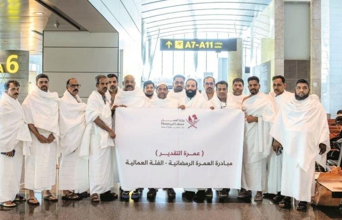 أخبار قطر | العمل تطلق مبادرة لأداء العمرة لعدد من العمال | عيون الجزيرة قطر