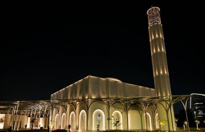 الامارات الان | دبي تفتتح مسجد علي قرقاش في «أم هرير» | عيون الجزيرة الامارات