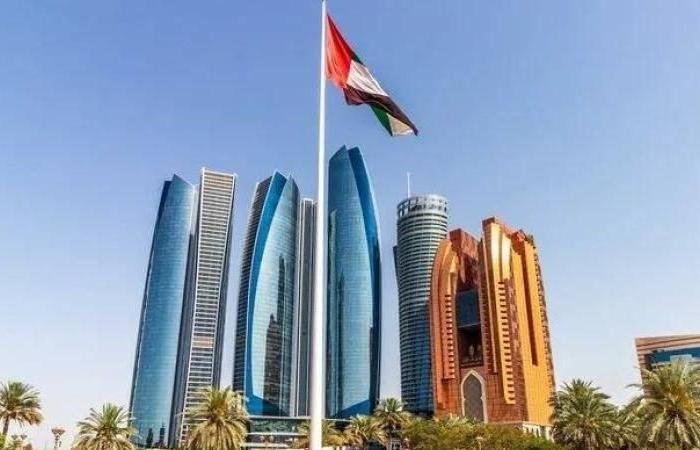 الامارات الان | أبوظبي: لا إصابات نتيجة سقوط شظايا مسيرة على مستودع في أيكاد ومنشأة تجارية | عيون الجزيرة الامارات