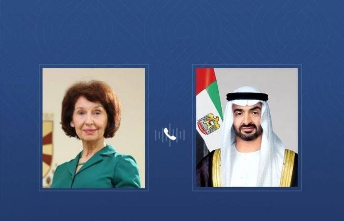 الامارات الان | محمد بن زايد ورئيسة شمال مقدونيا يبحثان هاتفياً التطورات في المنطقة | عيون الجزيرة الامارات