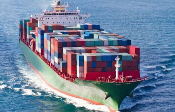 شركات التأمين تلغي وثائق وترفع أقساط «مخاطر الحرب»