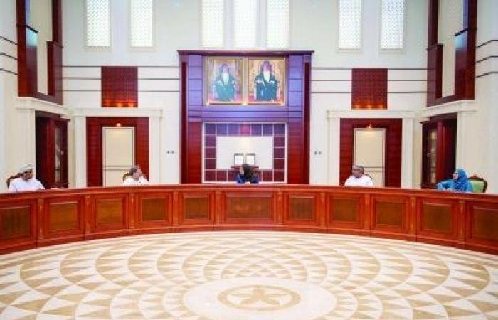 أخبار سلطنة عمان | وزيرة التعليم تطلع على البرامج الأكاديمية بكلية عمان للإدارة والتكنولوجيا | عيون الجزيرة الاخبارية عمان