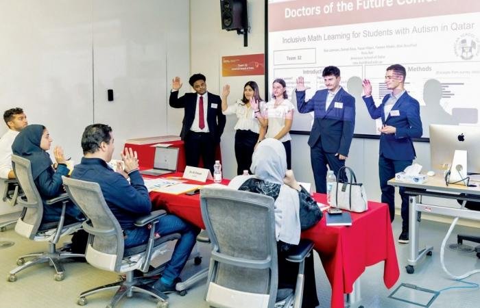 أخبار قطر | شباب من 6 دول يستعرضون أبحاث المستقبل الطبي | عيون الجزيرة قطر