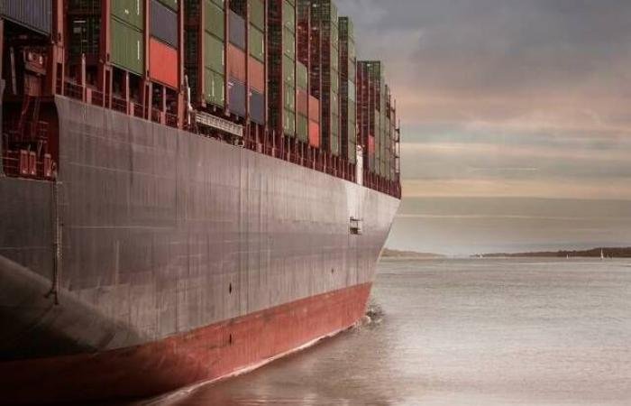 شركات التأمين تلغي تغطية مخاطر الحرب للسفن في الخليج العربي