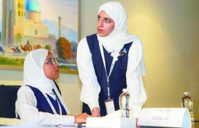 أخبار سلطنة عمان | البطولة الوطنية للمناظرات.. ترتقي بالمستوى الفكري للشباب وترسخ ثقافة الحوار البنّاء | عيون الجزيرة الاخبارية عمان