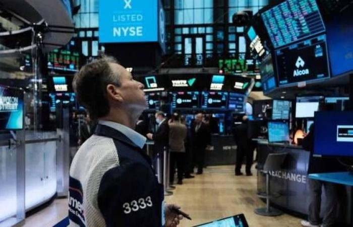 حالة ذعر تصيب الأسواق العالمية بسبب حرب إيران