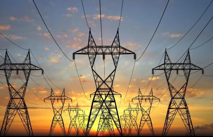 أخبار الكويت | «الكهرباء»: خروج خطين هوائيين لنقل الطاقة عن الخدمة بجنوب البلاد | عيون الجزيرة الكويت