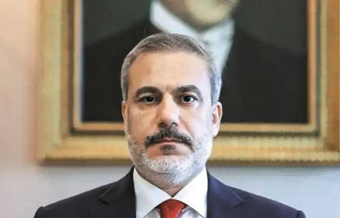 أخبار قطر | هاكان فيدان: قصف إيران العشوائي إستراتيجية خاطئة | عيون الجزيرة قطر