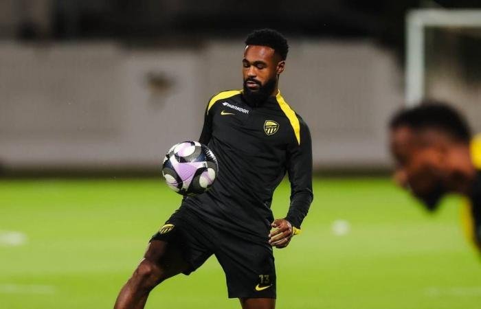 الشنقيطي يثير الجدل