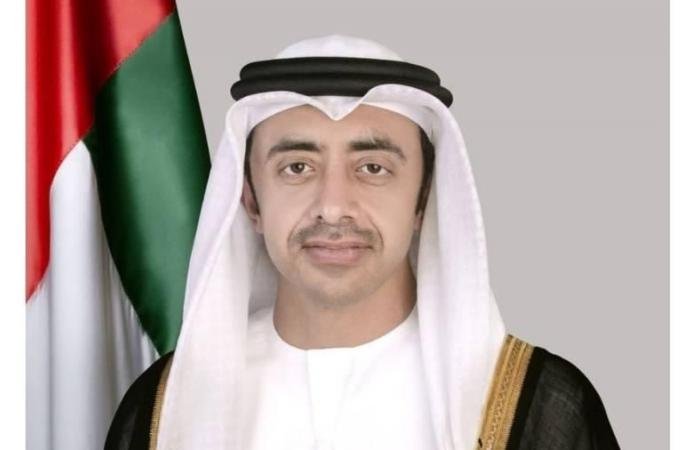 الامارات الان | عبدالله بن زايد يبحث هاتفياً تداعيات الاعتداءات الصاروخية الإيرانية السافرة على الإمارات ودول شقيقة | عيون الجزيرة الامارات