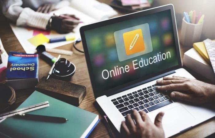 أخبار قطر | لطلبة المدارس.. كيف تتصرف عند مواجهة مشكلة تقنية خلال حصص التعلم عن بعد؟ | عيون الجزيرة قطر