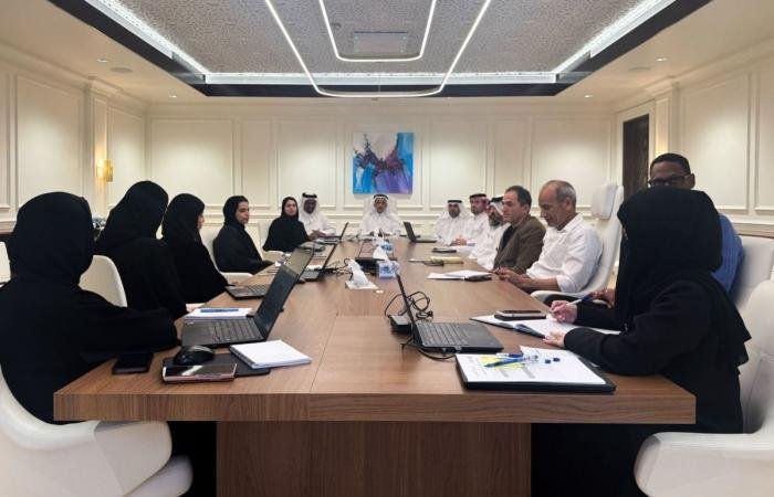 أخبار قطر |  لجنة الإدارة التنفيذية في جامعة قطر تناقش استمرارية العملية التعليمية والبحثية | عيون الجزيرة قطر