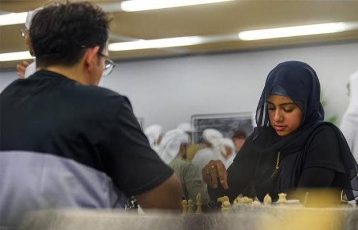 الرياضة الان | 800 عداء يشاركون في سباق الجري ضمن «تحدي حفيت» | عيون الجزيرة الرياضي