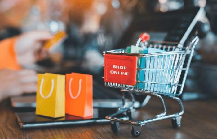 ماذا تفعل إذا تأخرت شحنتك عبر المتاجر الإلكترونية؟