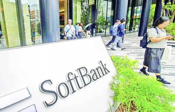 سوفت بنك تسعى لقرض بـ 40 مليار دولار لتمويل «أوبن إيه آي»