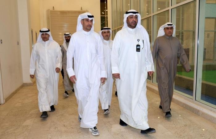 أخبار الكويت | وزير«الشباب»: متابعة جاهزية مقار الإيواء لأي ظرف طارئ | عيون الجزيرة الكويت