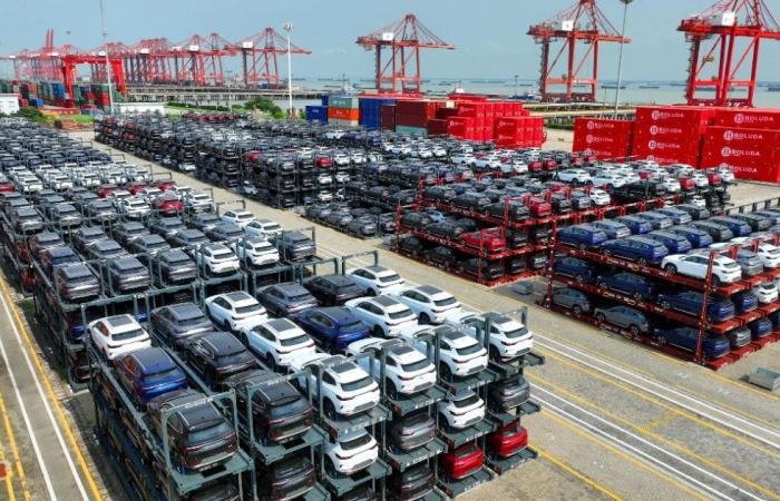 الحرب تهدد بوقف شحنات السيارات من آسيا إلى الشرق الأوسط