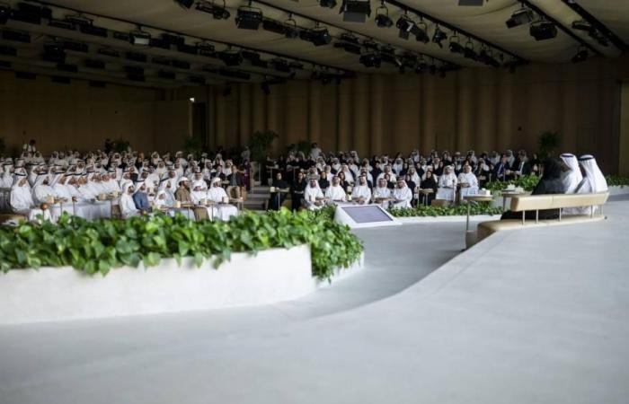 الامارات الان | مجلس محمد بن زايد يضيء على نهج الوالد المؤسس في العطاء | عيون الجزيرة الامارات