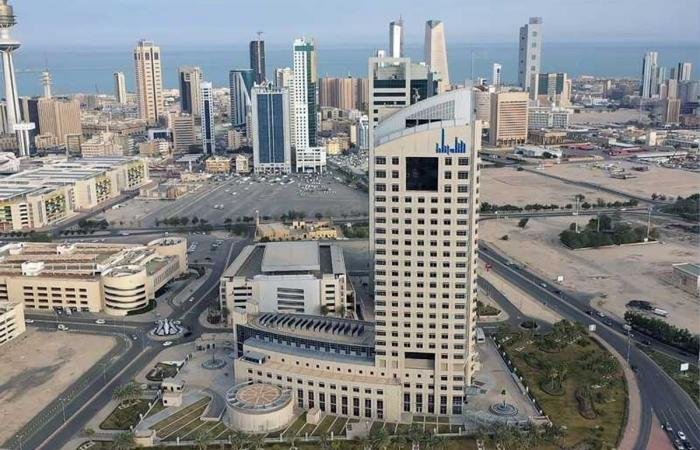 أخبار الكويت | «التأمينات»: إيداع المعاشات وأنصبة المستحقين في حسابات المتقاعدين اليوم | عيون الجزيرة الكويت