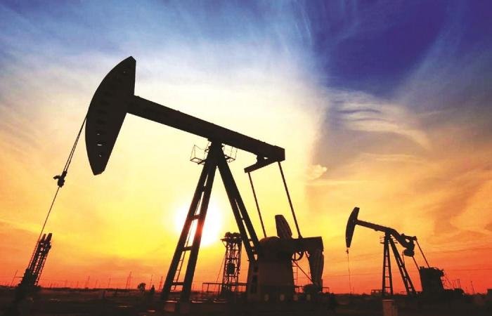 أخبار قطر |  سلطنة عمان تعلن ارتفاع صادرات النفط 3 بالمئة حتى نهاية يناير الماضي | عيون الجزيرة قطر