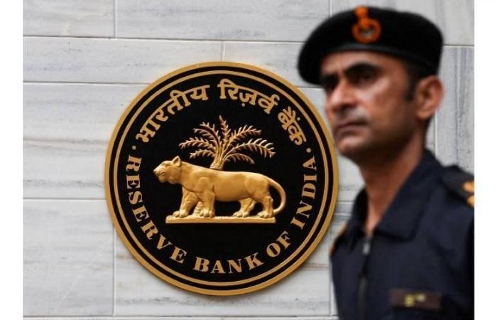 حرب إيران تجبر البنوك المركزية على إعادة النظر في سياساتها