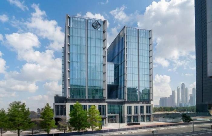 «دي آي إف سي سكوير» يكتمل قبل الموعد المحدد بدعم الطلب القوي