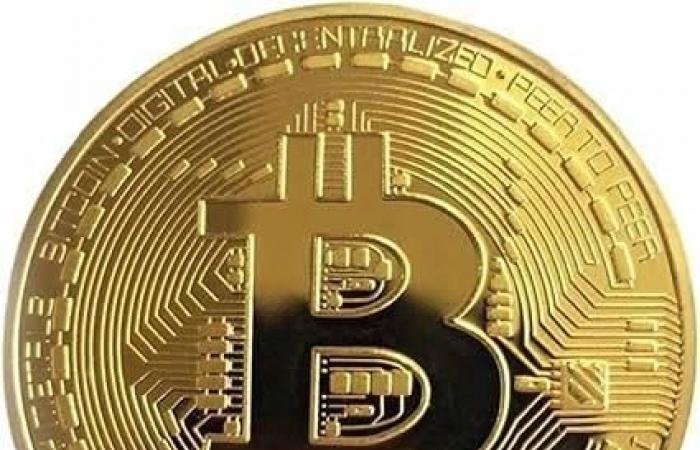 «البيتكوين» تصعد إلى 68820 دولاراً