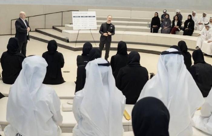 الامارات الان | «لقاءات قيادات أبوظبي».. المواهب الحكومية أساس الأداء المتميز | عيون الجزيرة الامارات