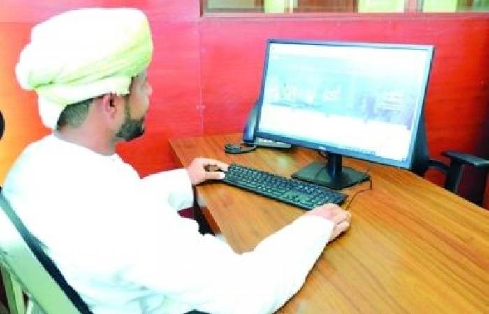 أخبار سلطنة عمان | مواطنون يشيدون بسرعة استجابة منصة "تجاوب" وفاعليتها في تحسين جودة الخدمات | عيون الجزيرة الاخبارية عمان