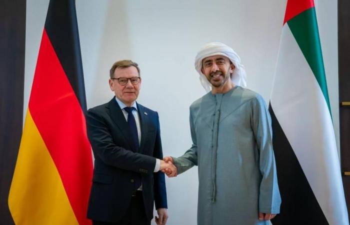 الامارات الان | عبدالله بن زايد ووزير خارجية ألمانيا يبحثان الاعتداءات الصاروخية الإيرانية الغاشمة | عيون الجزيرة الامارات