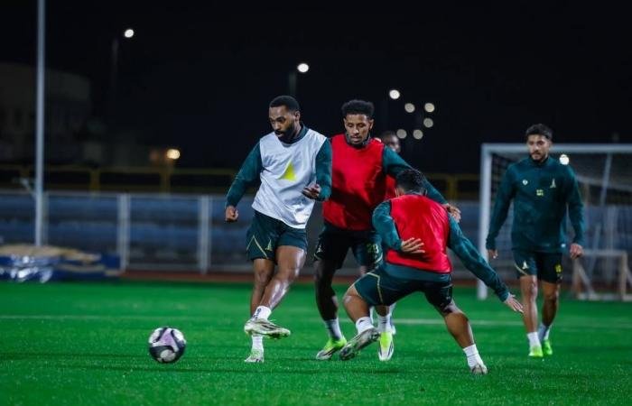 الدانة والعالمي بقيادة محلية