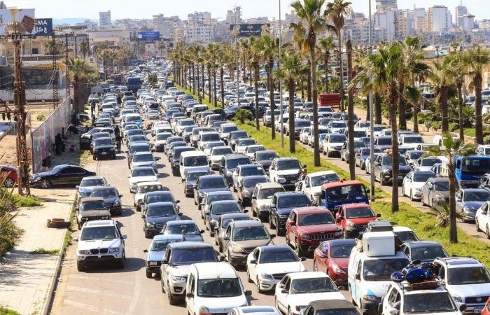 800 ألف نازح حصيلة التصعيد الإسرائيلي على لبنان | عيون الجزيرة