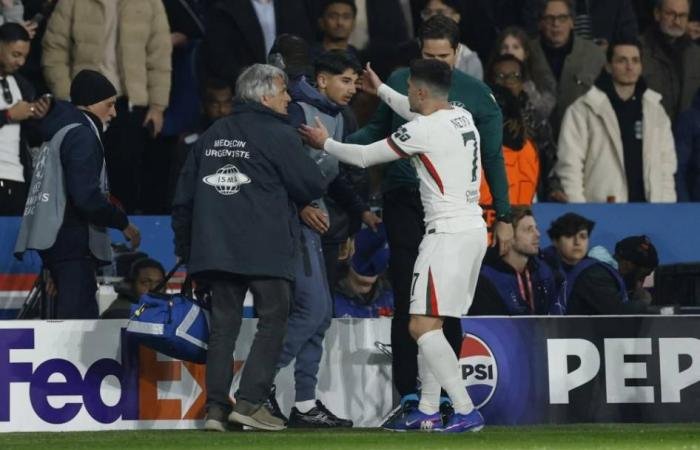 الرياضة الان | نجم تشيلسي ينجو من الطرد أمام سان جيرمان ويعتذر من جامع الكرات | عيون الجزيرة الرياضي