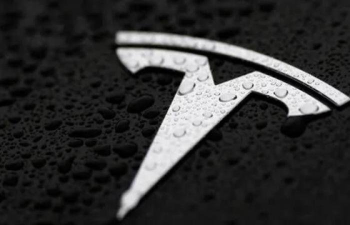 مخاوف من استمرار تراجع تسليمات تسلا للعام الثالث على التوالي