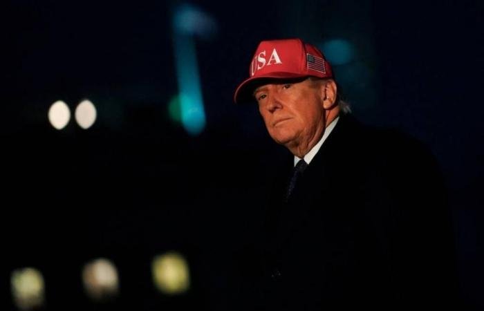 ترامب يحث طواقم ناقلات النفط «إظهار الشجاعة» والإبحار عبر مضيق هرمز