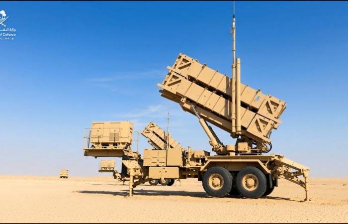 أخبار قطر | وزارة الدفاع القطرية : التصدي لهجوم إيراني بـ 4 صواريخ باليستية وعدد من الطائرات المسيرة | عيون الجزيرة قطر