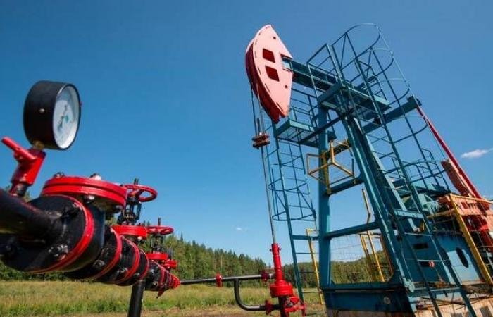 "بنك أوف أمريكا" يوصي ببيع النفط مع ارتفاع الأسعار العالمية