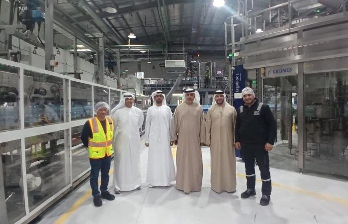 أخبار الكويت | السفير الإماراتي يزور مصنع «مياه العين» فرع الكويت | عيون الجزيرة الكويت