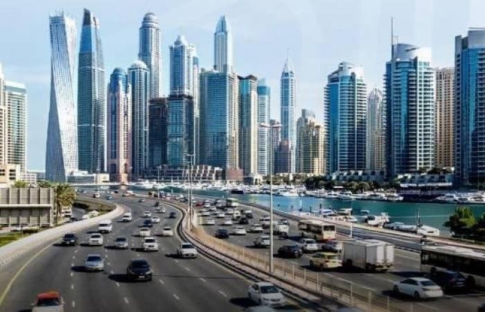 الامارات الان | الإمارات.. إجراءات تنظيمية لضمان استقرار سوق العمل | عيون الجزيرة الامارات