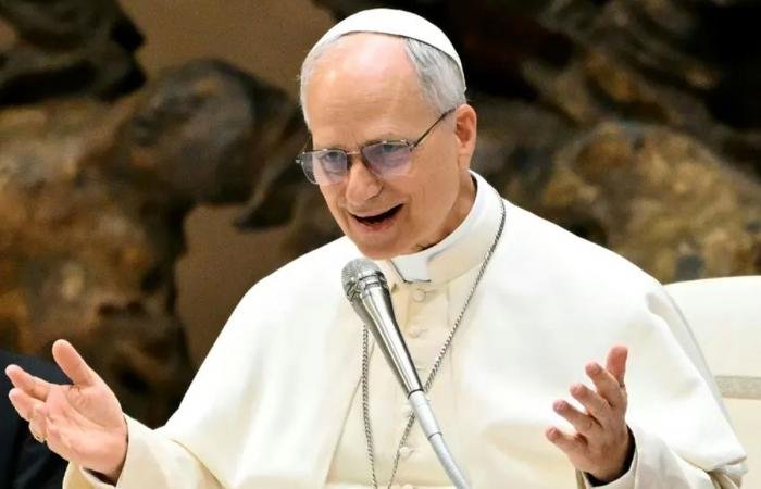 البابا يجدد دعوته للسلام في الشرق الأوسط: إنهاء الحرب واستئناف الحوار | عيون الجزيرة