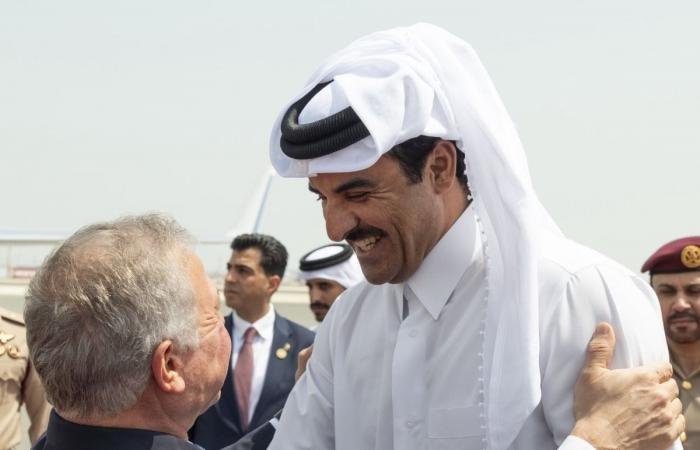 أخبار قطر | سمو الأمير يتقدم مستقبلي ملك الأردن | عيون الجزيرة قطر