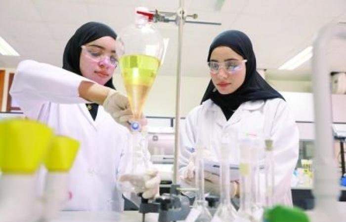 أخبار سلطنة عمان | إطلاق مسابقة الابتكار الهندسي في مجال الطاقة | عيون الجزيرة الاخبارية عمان